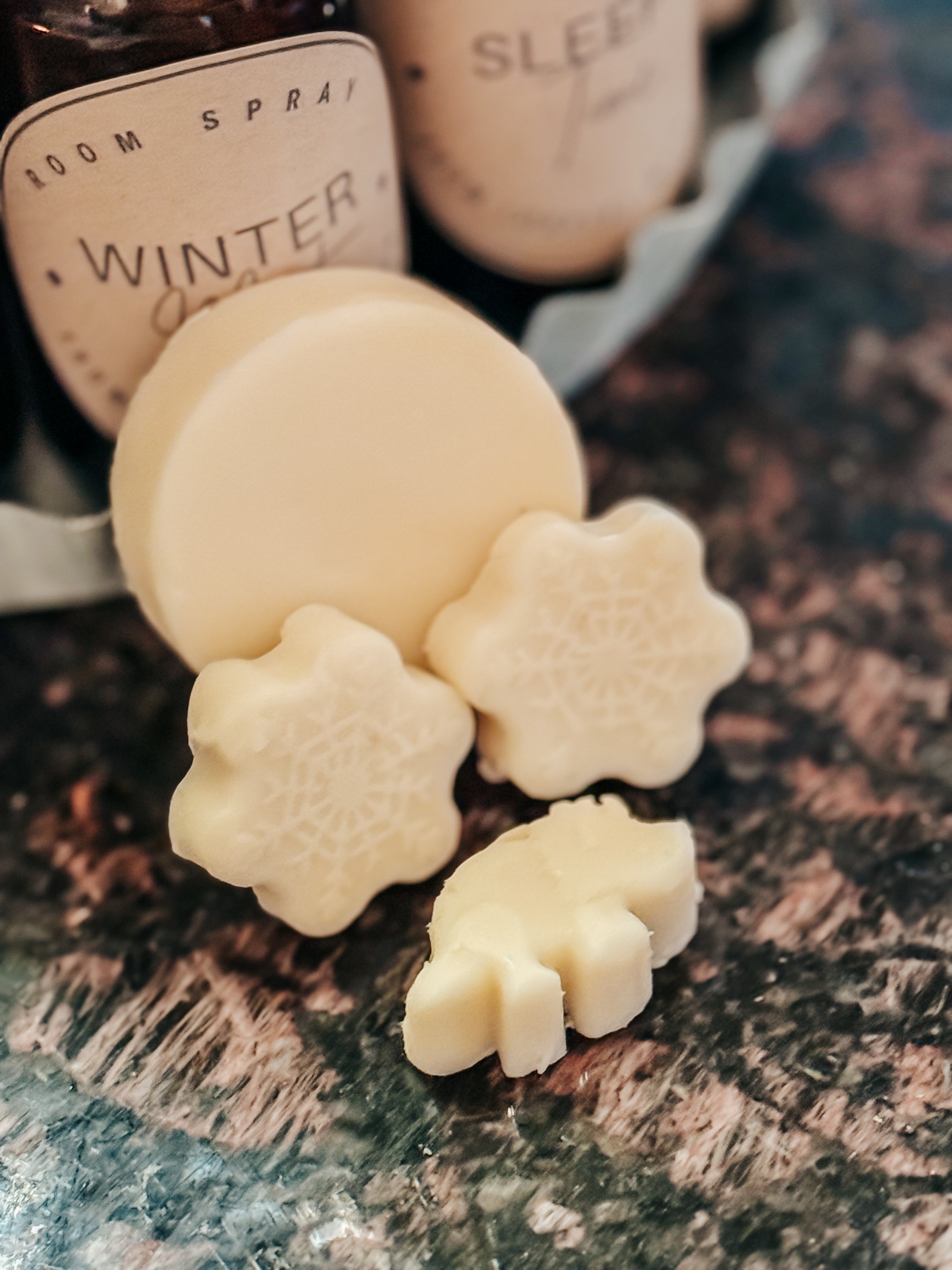Velvet Melt: Vanilla & Cocoa Butter Solid Lotion Bar